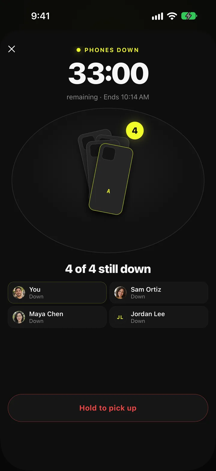 Example Phones down session with sample players: 33:00 remaining, ending at 10:14 AM, 4 of 4 still down, and a Hold to pick up button.